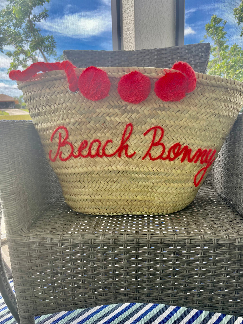 Beach Bonny Tote with 3 Pom poms